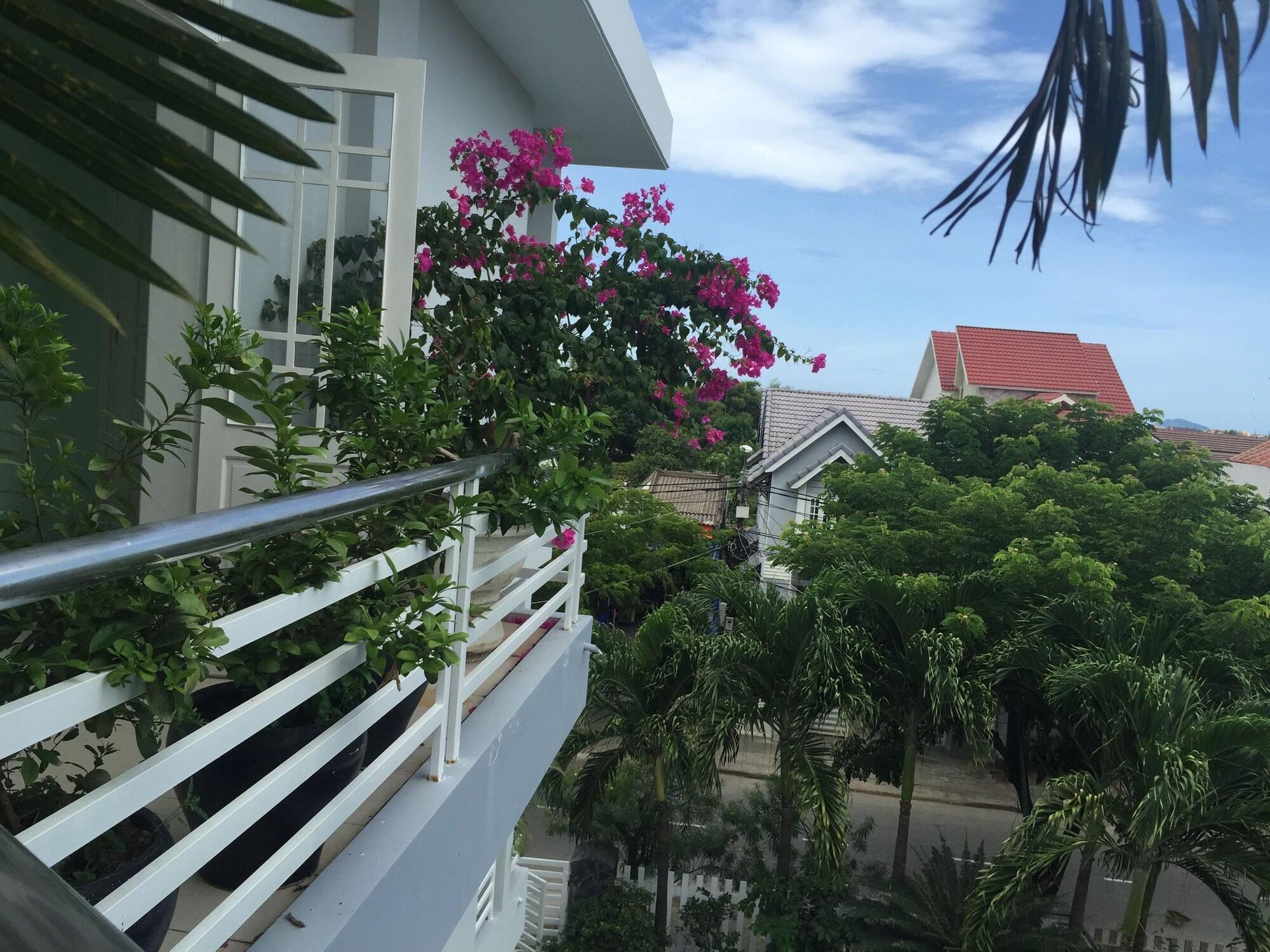 The Moon Villa Hoi An Exterior photo