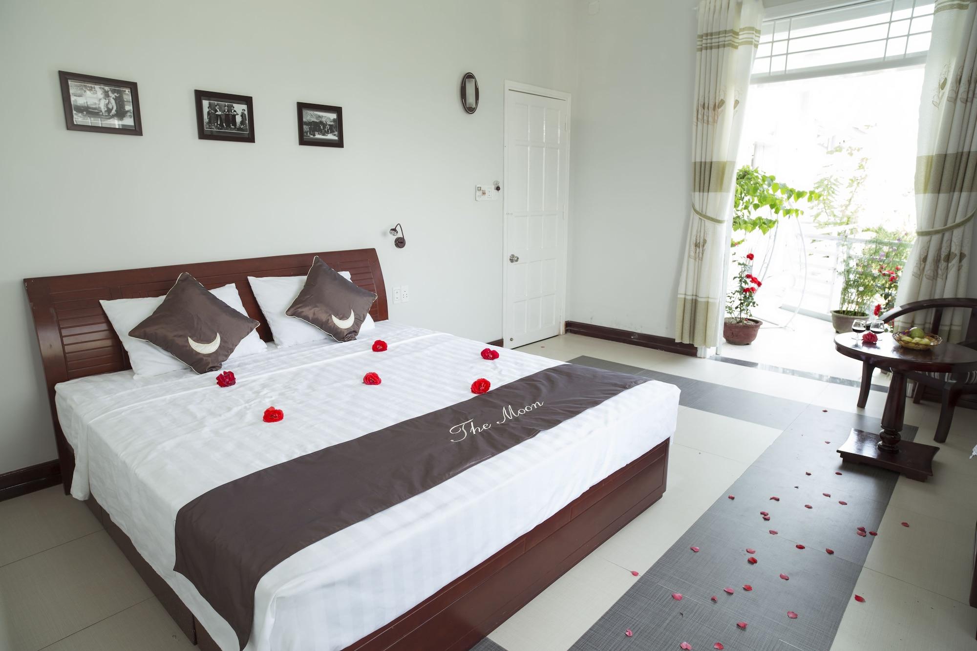 The Moon Villa Hoi An Exterior photo